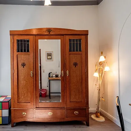 Haensch Guest house 3*
