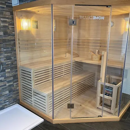 Hotel Haensch 4*